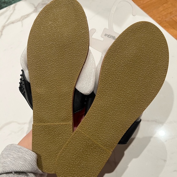 Flip flops - Picture 2 of 2